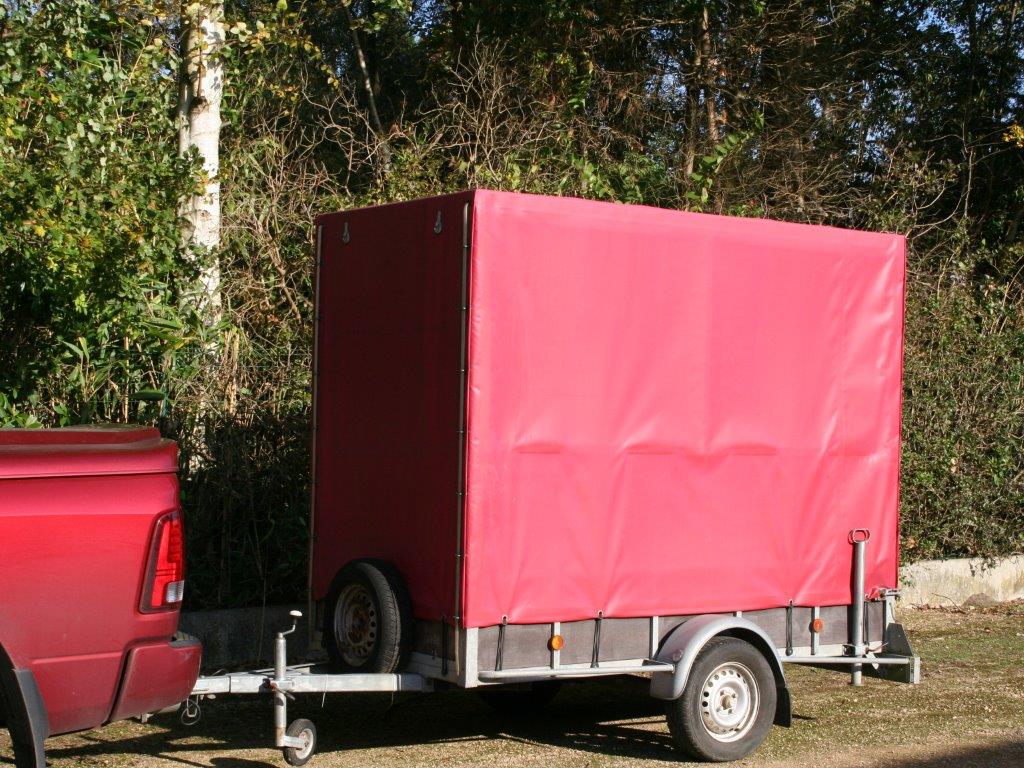 verhuur gesloten aanhangwagen remorque huren