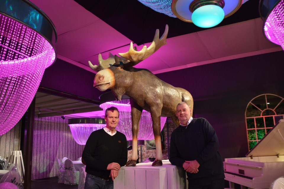Moose Bar Inspiration Decors in Gazet van Antwerpen