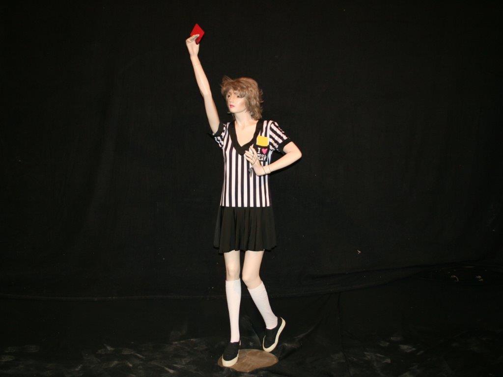 referee