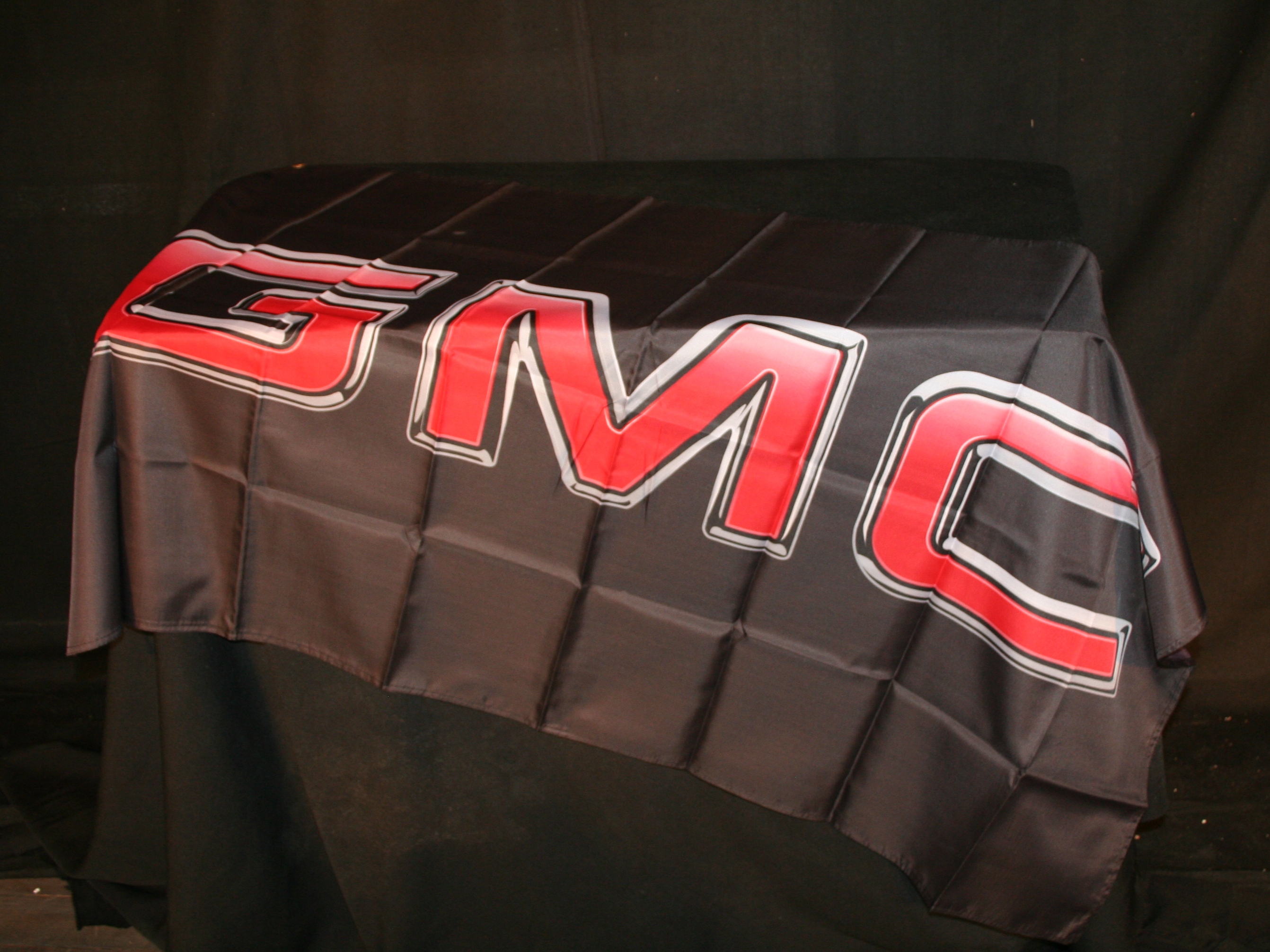 verhuur vlag dealer garage GMC huren