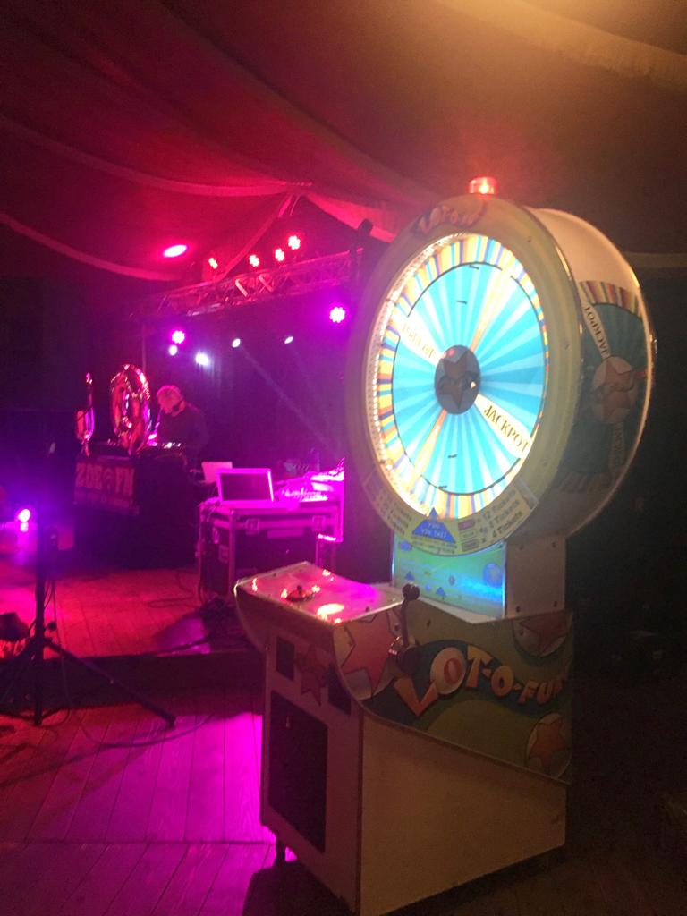 verhuur vintage rad van fortuin lunapark huren