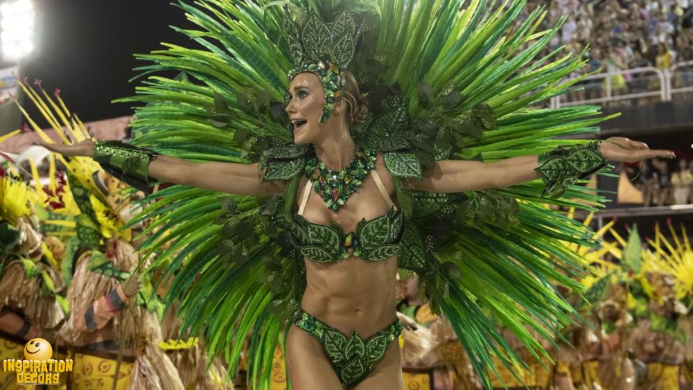 verhuur decor Braziliaans carnaval samba danseres huren