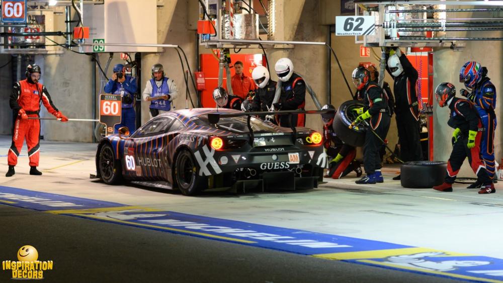 verhuur decor pitstop Ferrari 24u Le Mans huren