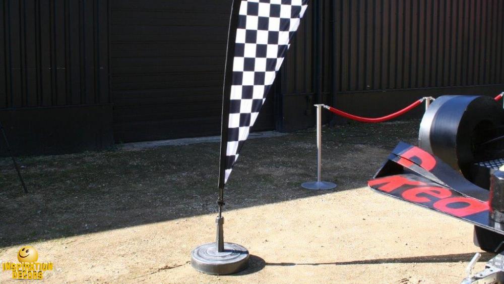 verhuur chequered flag aankomst vlag F1 autosport huren