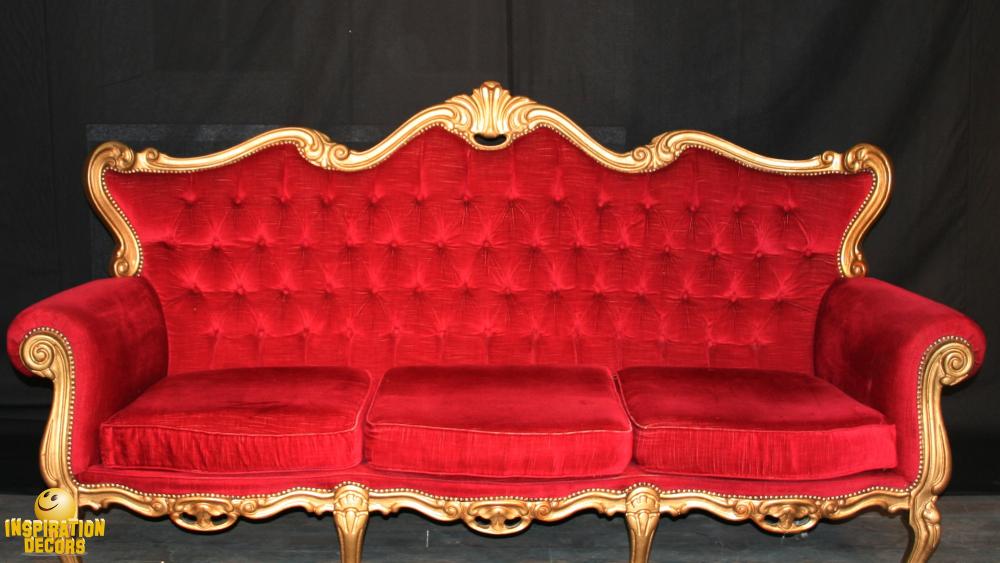verhuur kasteel sofa Louis XV in rood geribd fluweel huren  
