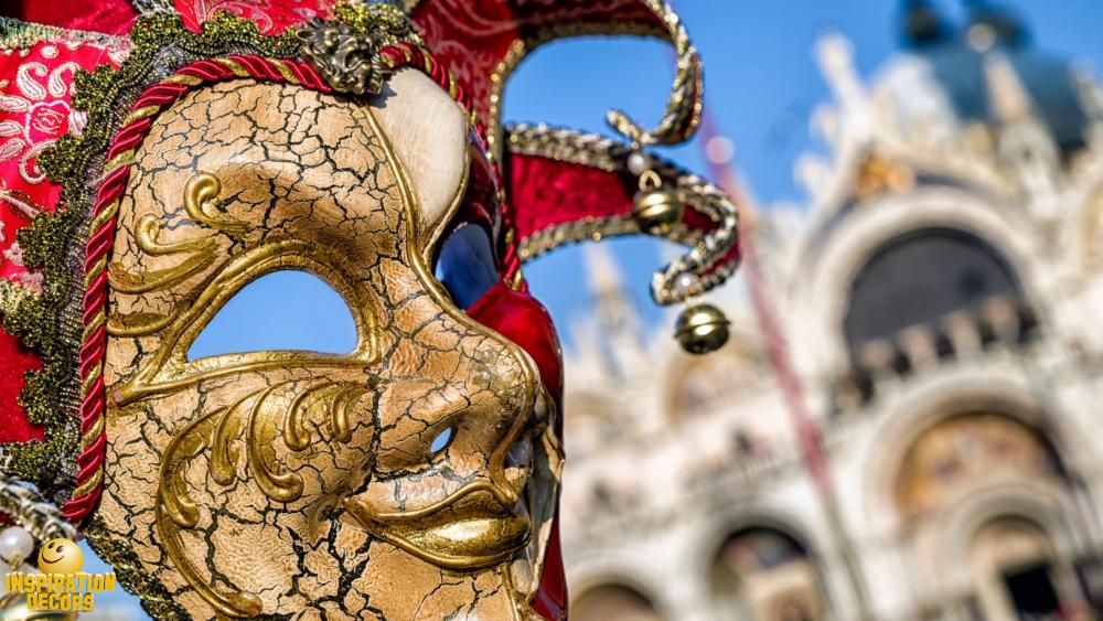 verhuur decor Venetiaans clownsmasker huren