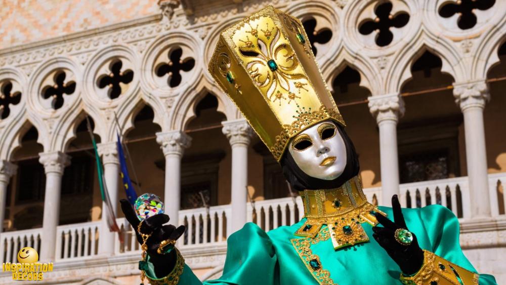 verhuur decor carnaval venetie groen te huur