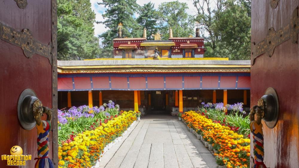 verhuur decor Zomerpaleis Dalai Lama Lhasa huren