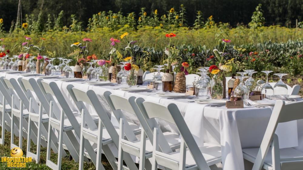 verhuur decor backdrop gedekte tafel huren