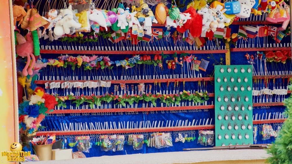 verhuur decor backdrop schietkraam kermis foor te huur
